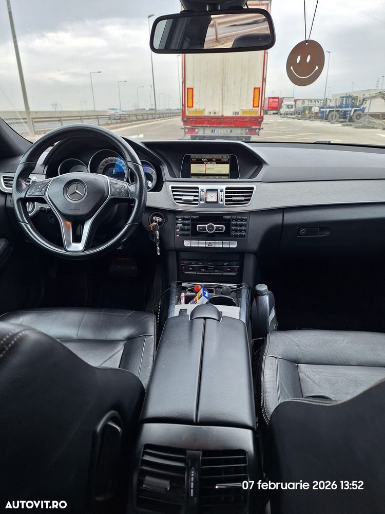 Mercedes-Benz E - 7