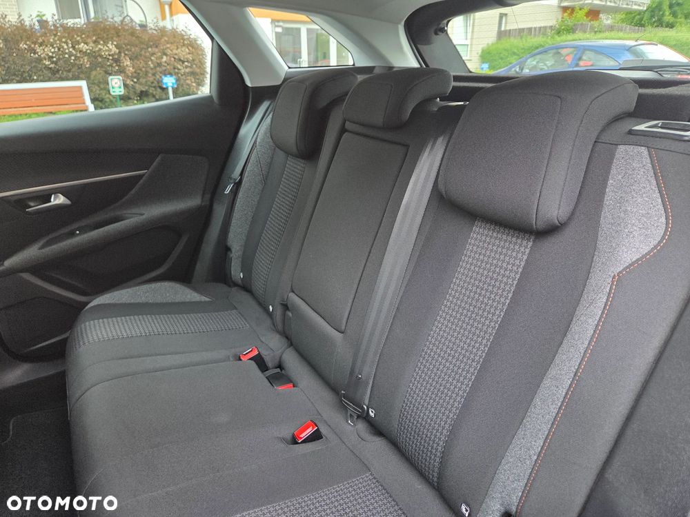 Peugeot 3008 1.6 HDi Active - 12