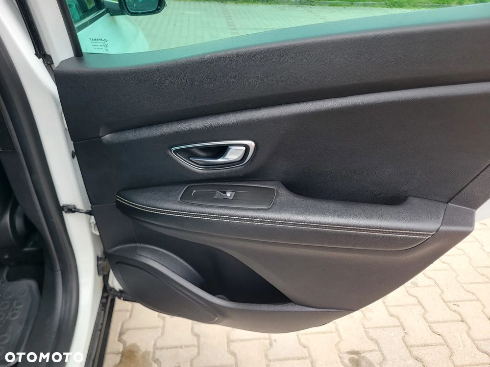 Renault Scenic - 30