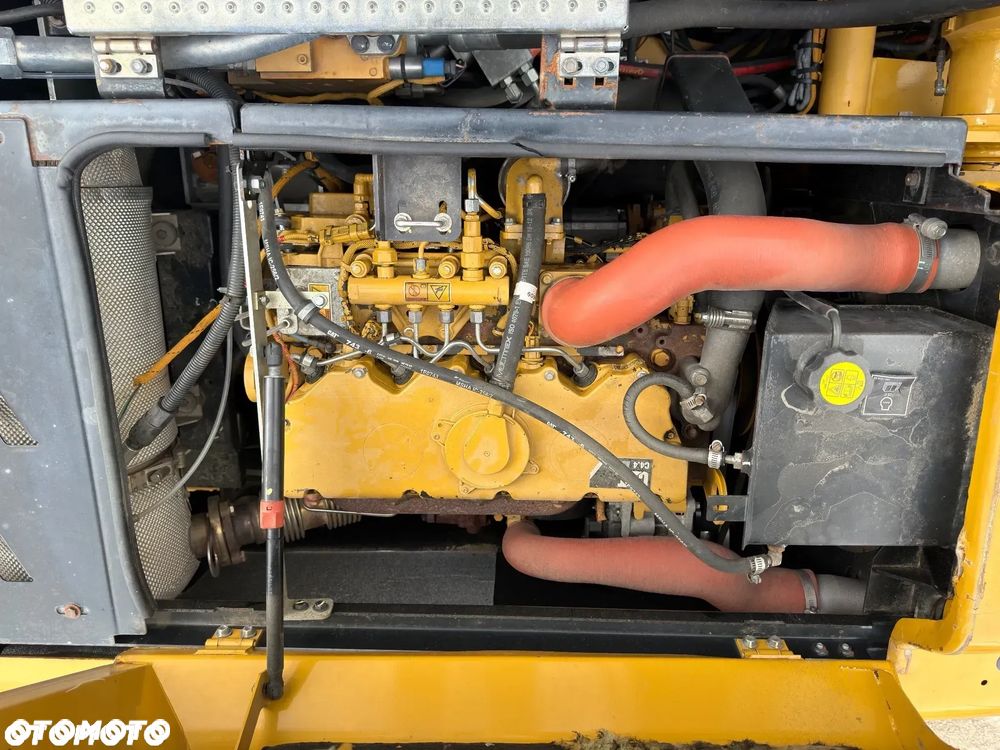 Caterpillar 313d - 9
