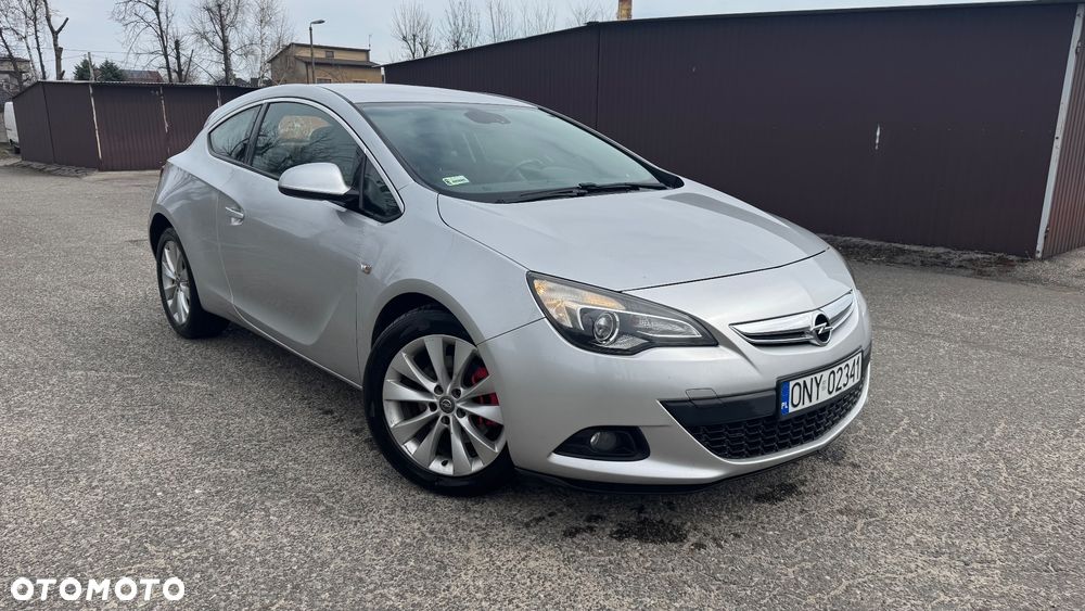 Opel Astra 2.0 CDTI ecoFLEX Start/Stop - 2
