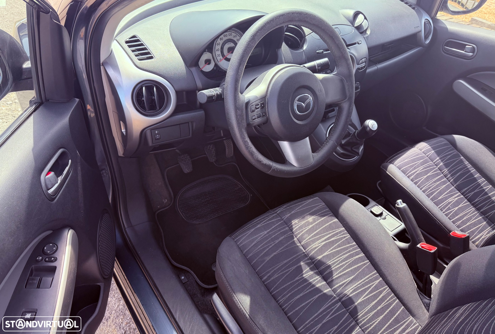 Mazda 2 1.3 MZR Comfort - 5