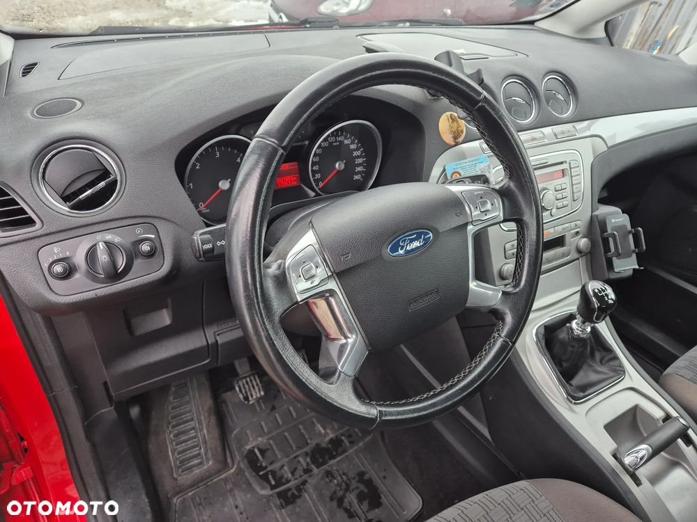 Ford Galaxy 2.0 TDCi Ghia - 12