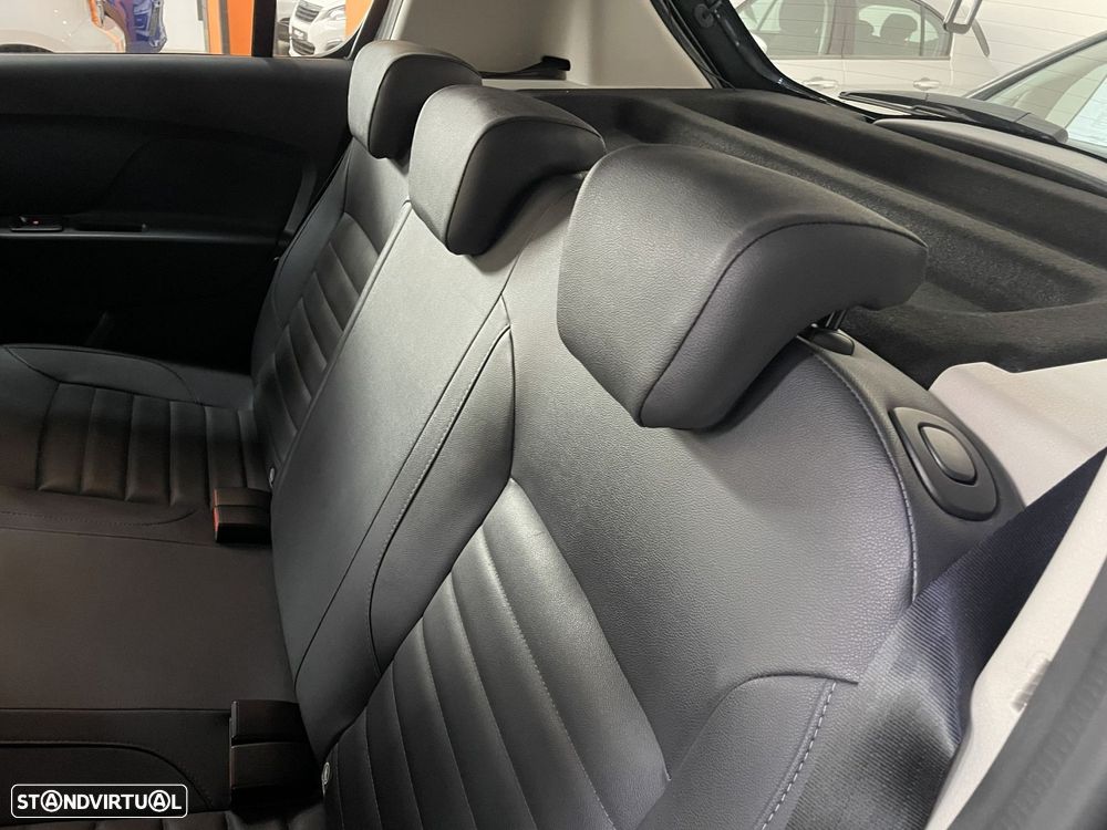 Dacia Sandero 0.9 TCe SL Stepway of Life - 10