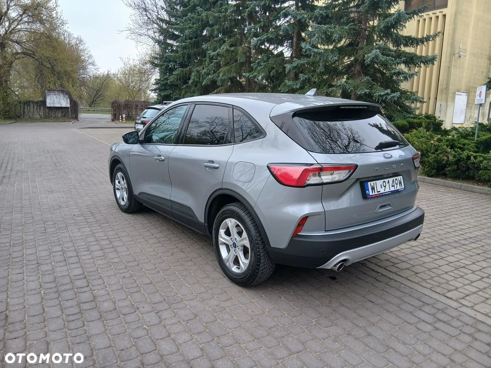 Ford Kuga - 4