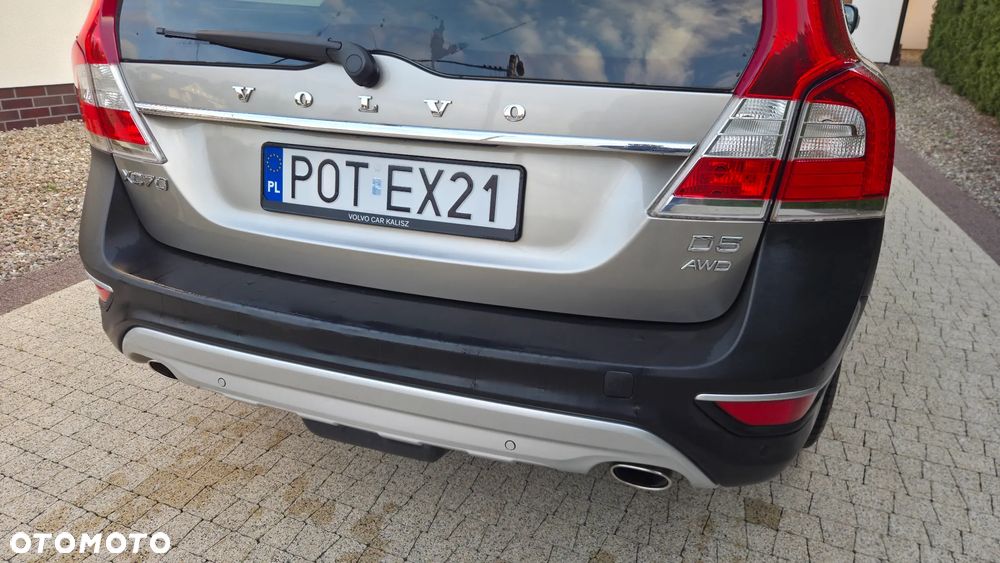 Volvo XC 70 D5 AWD Summum - 10
