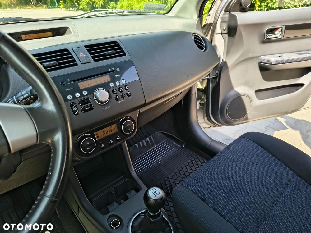 Suzuki Swift 1.3 GLX / Comfort - 4