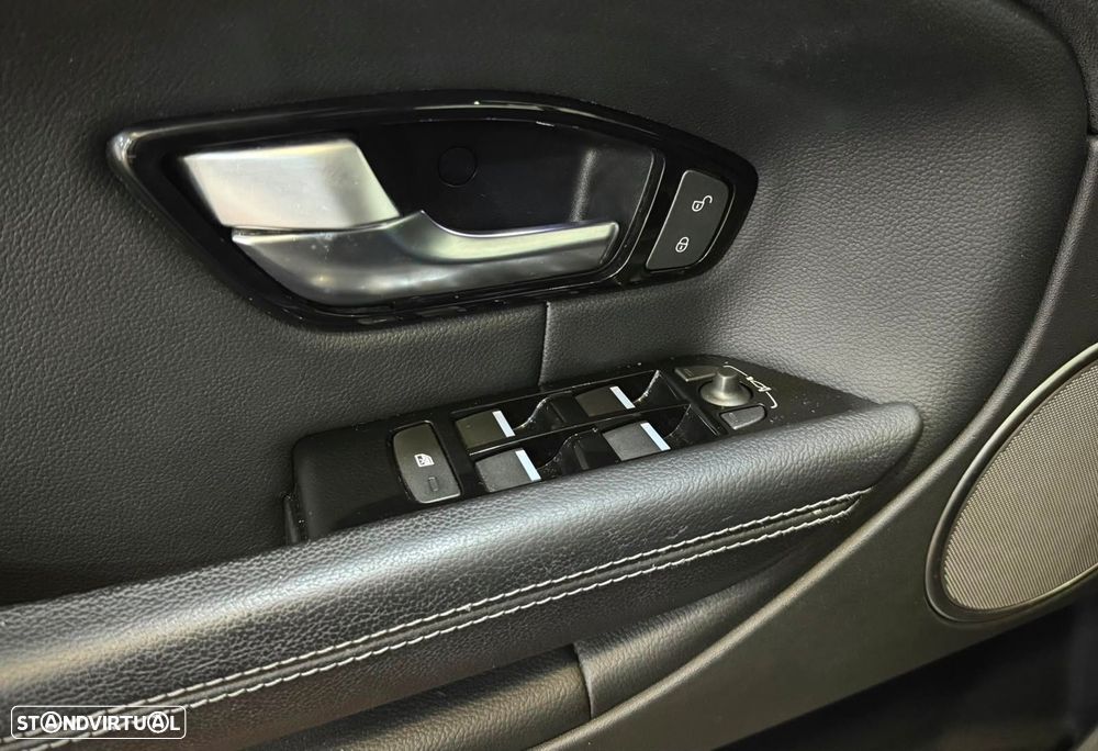 Land Rover Range Rover Evoque 2.0 TD4 HSE Auto - 36