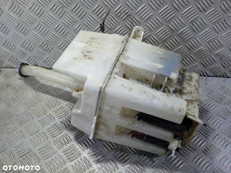 ZBIORNIK SPRYSKIWACZY TOYOTA COROLLA E12 - 2