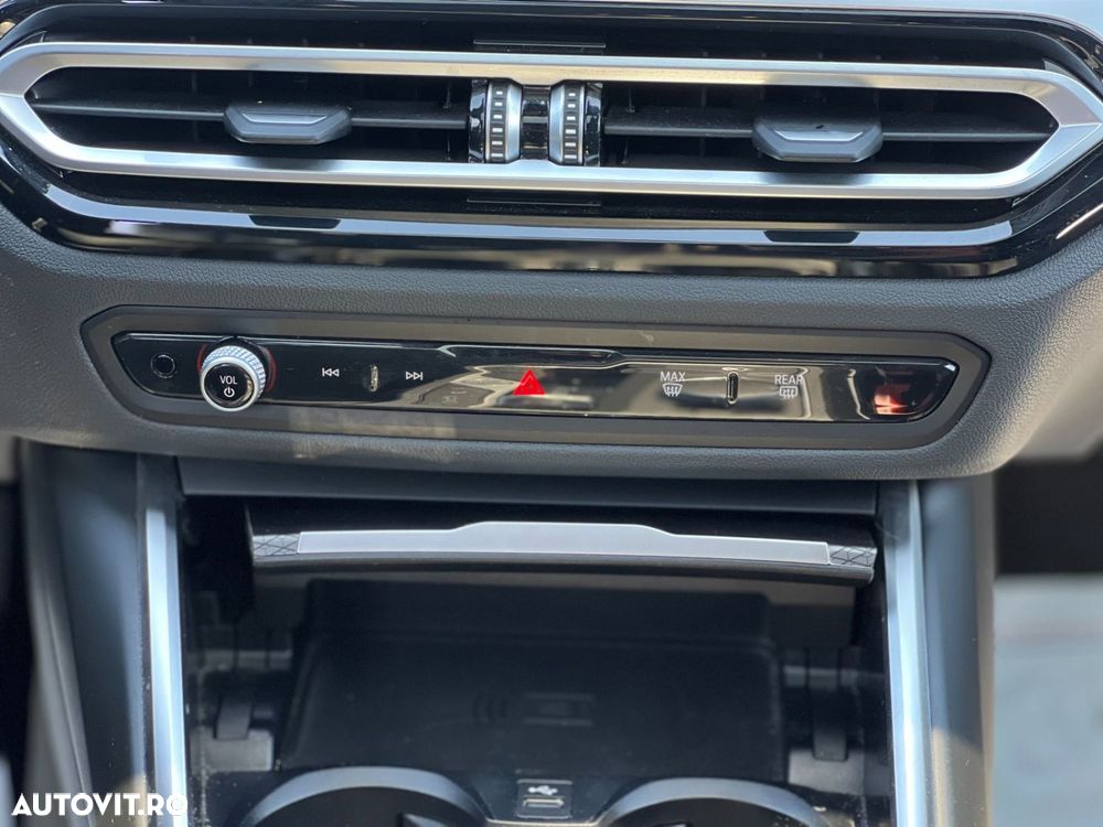 BMW Seria 3 320i xDrive AT - 22