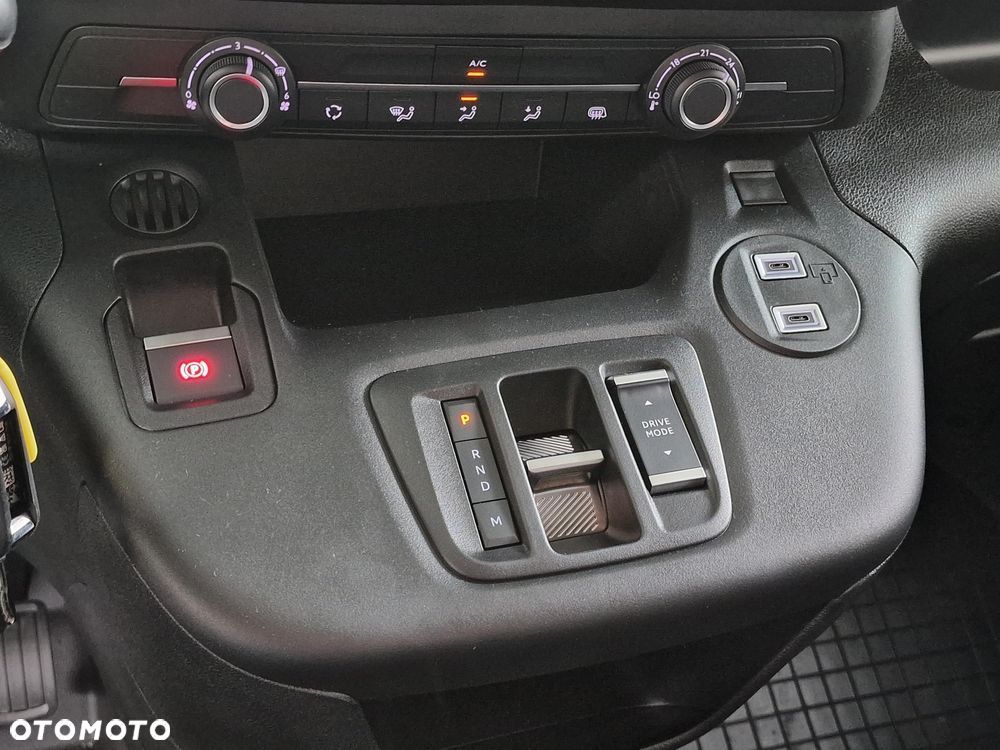 Fiat Doblo Cargo/Van 1.5 BlueHDI S&S - 25