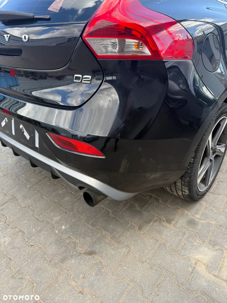 VOLVO V40 II R-DESIGN 2014 ROK 717-46 ZDERZAK TYLNY KOMPLETNY W KOLOR - 2