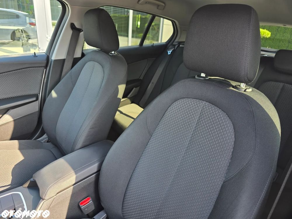 BMW Seria 1 116d Sport Line - 33