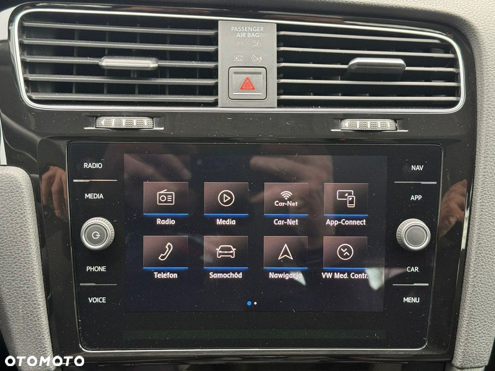 Volkswagen Golf 2.0 TDI (BlueMotion Technology) Highline - 28