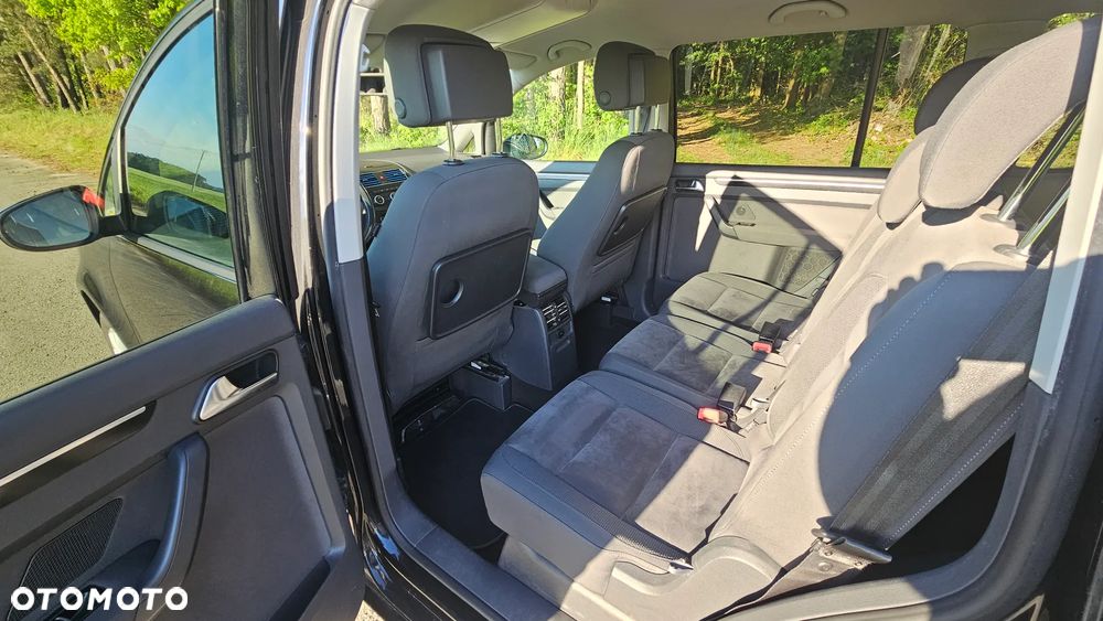 Volkswagen Touran 1.6 TDI DPF BlueMotion Technology Highline - 8