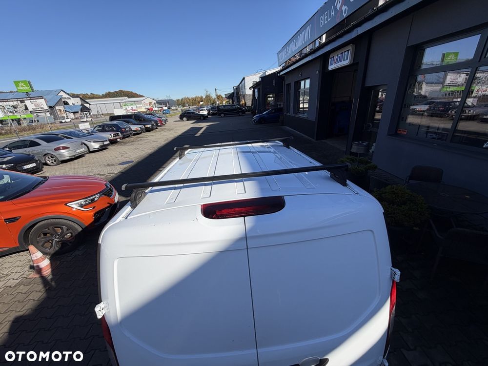 Ford Transit Connect - 27