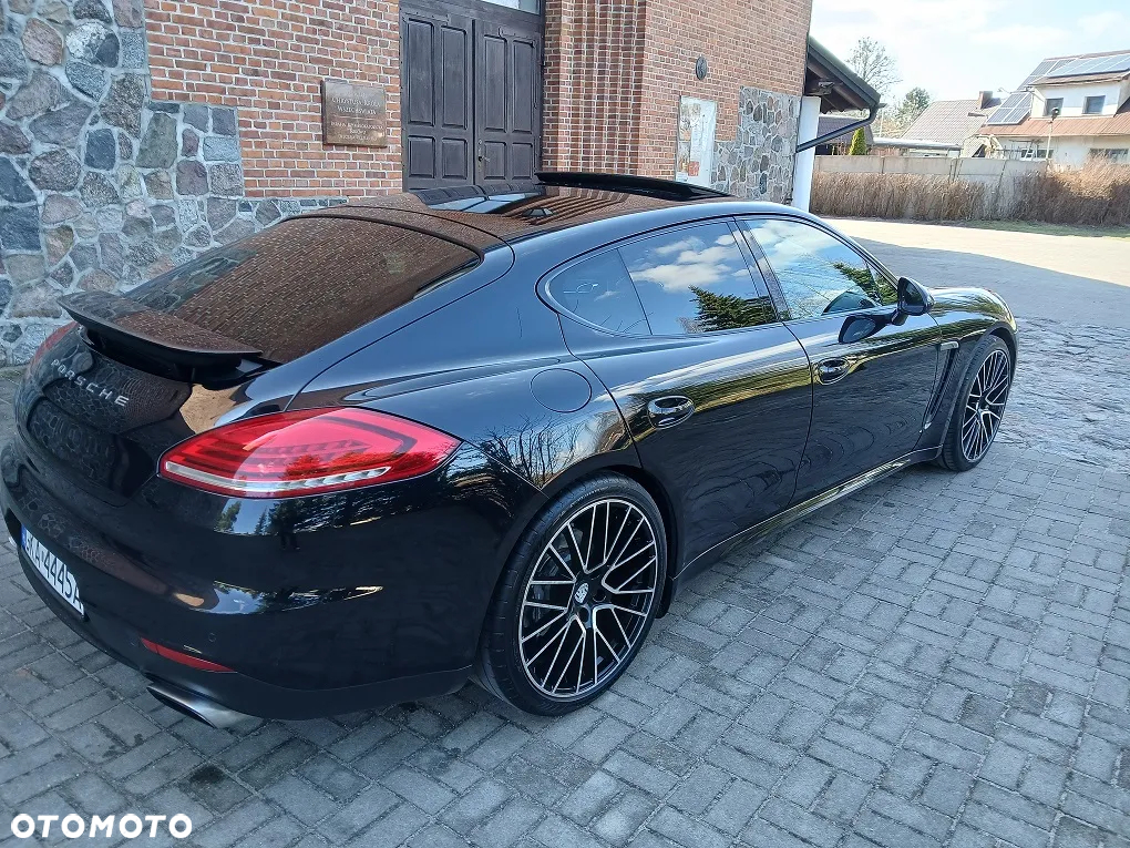 Porsche Panamera - 31