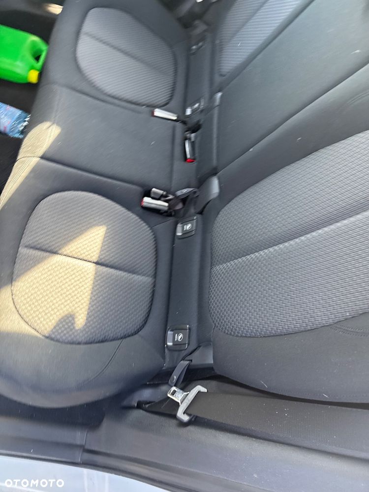 BMW Seria 2 218i Active Tourer M Sport - 31