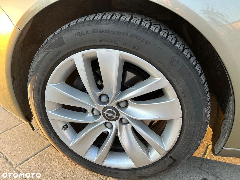 Opel Insignia - 9