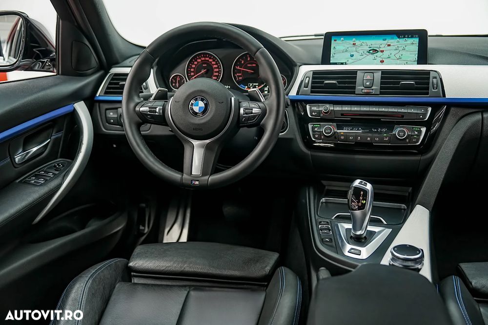 BMW Seria 3 330e iPerformance M Sport - 16
