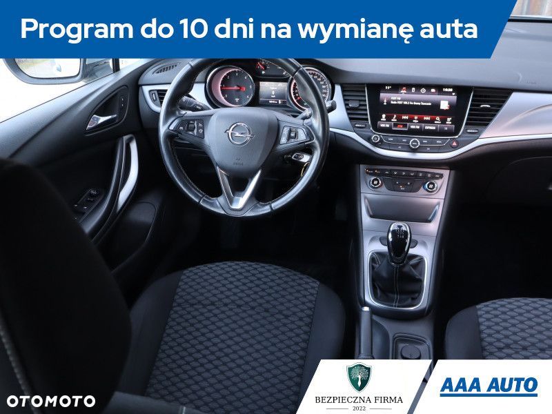 Opel Astra - 8