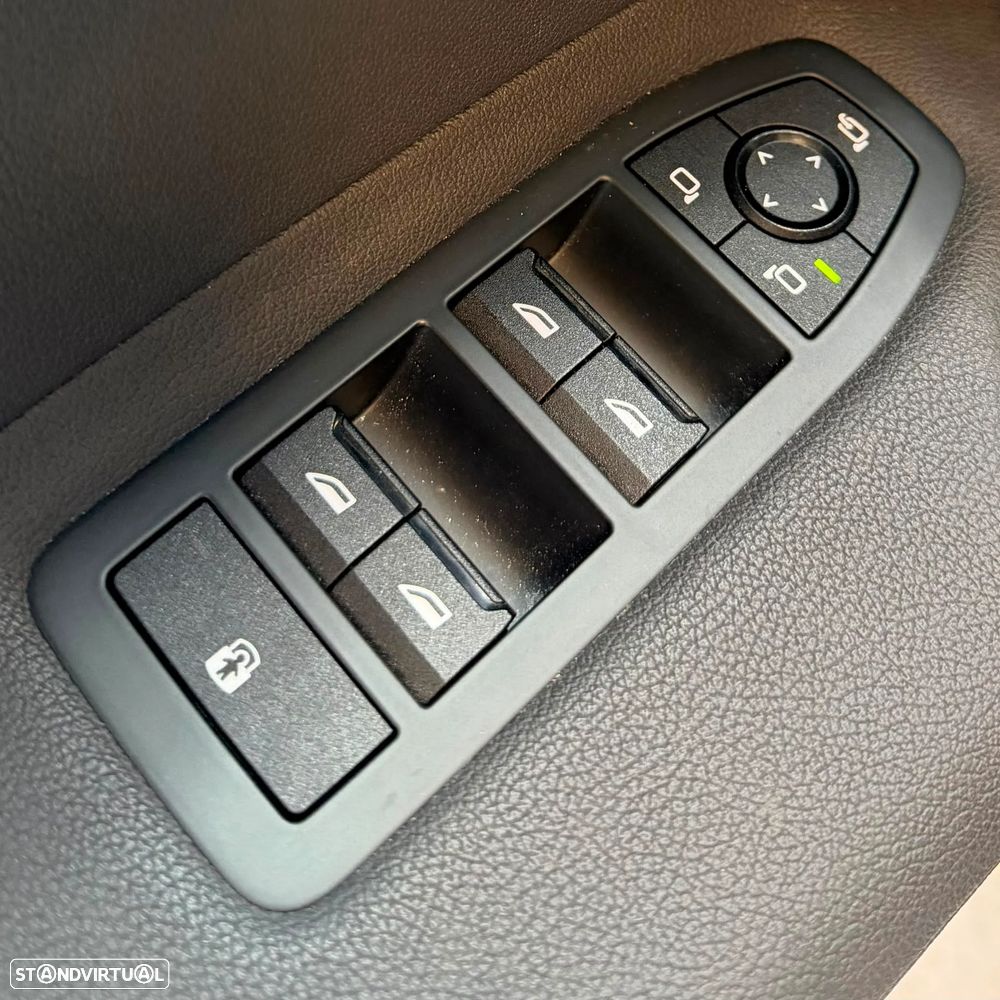 BMW iX xDrive40 - 16