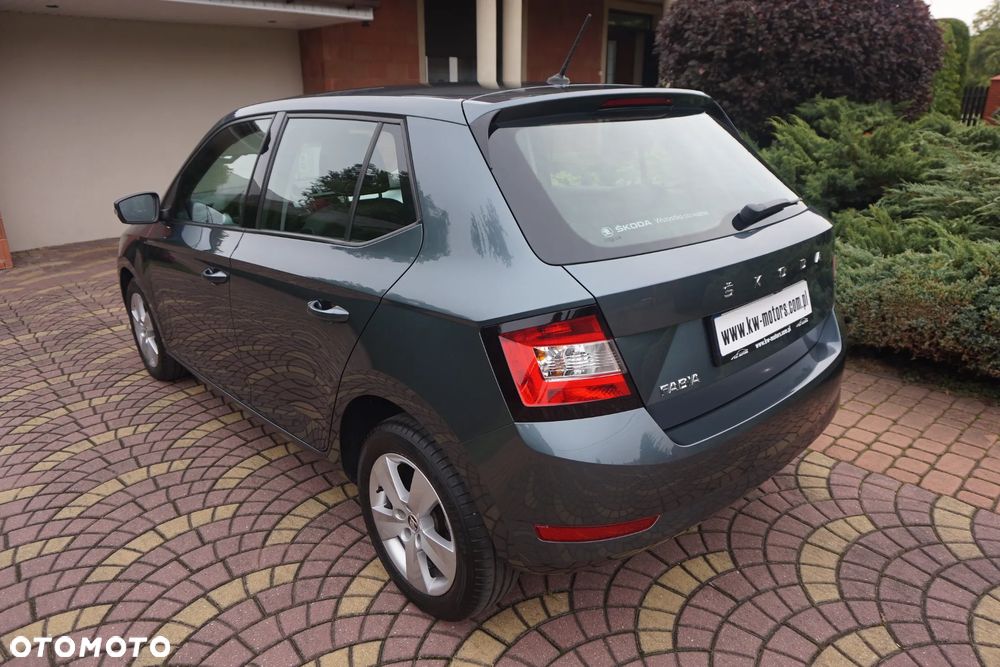 Skoda Fabia 1.0 TSI Ambition - 4