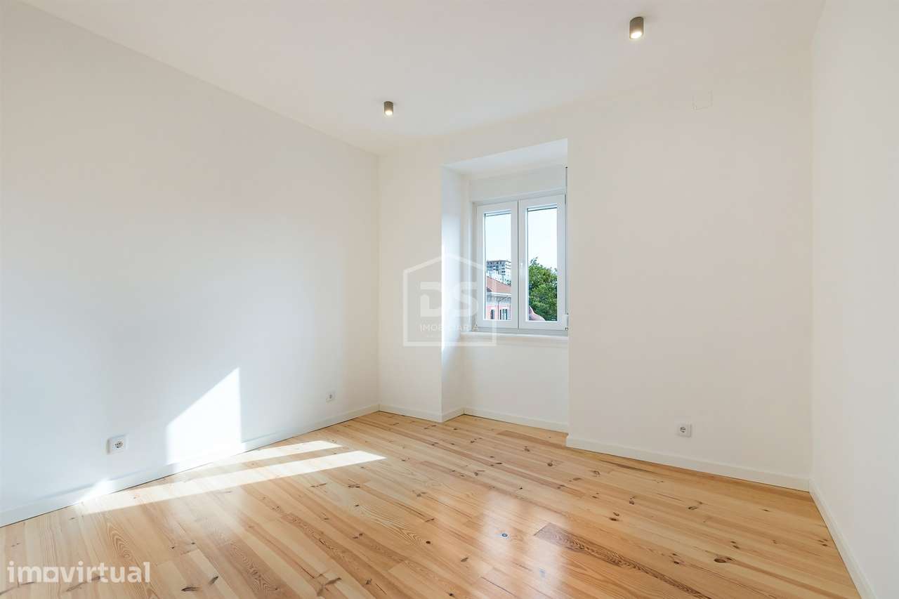 Apartamento T4 Venda em Avenidas Novas,Lisboa - Grande imagem: 3/25