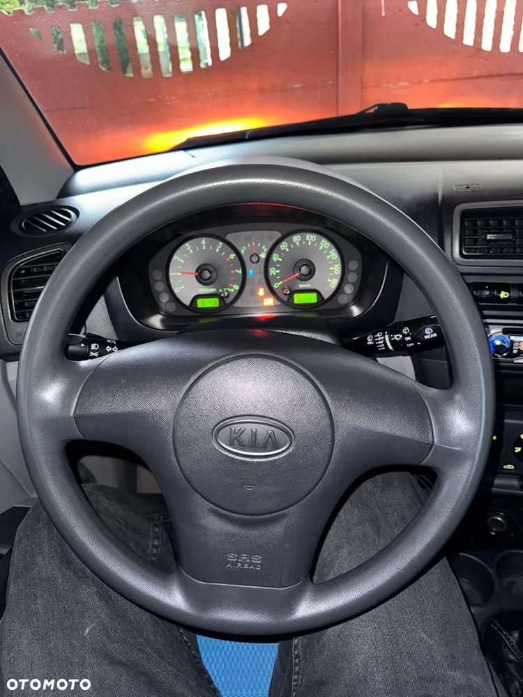 Kia Picanto 1.1 LX - 5