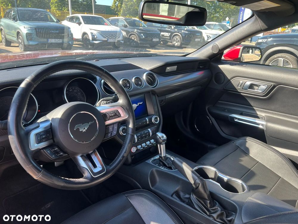 Ford Mustang 5.0 V8 GT - 14