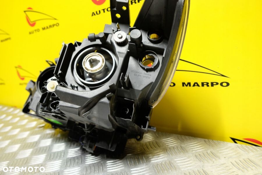 MAZDA 6 GJ 2012- REFLEKTOR LAMPA ZWYKŁA SOCZEWKOWA R EU - 12