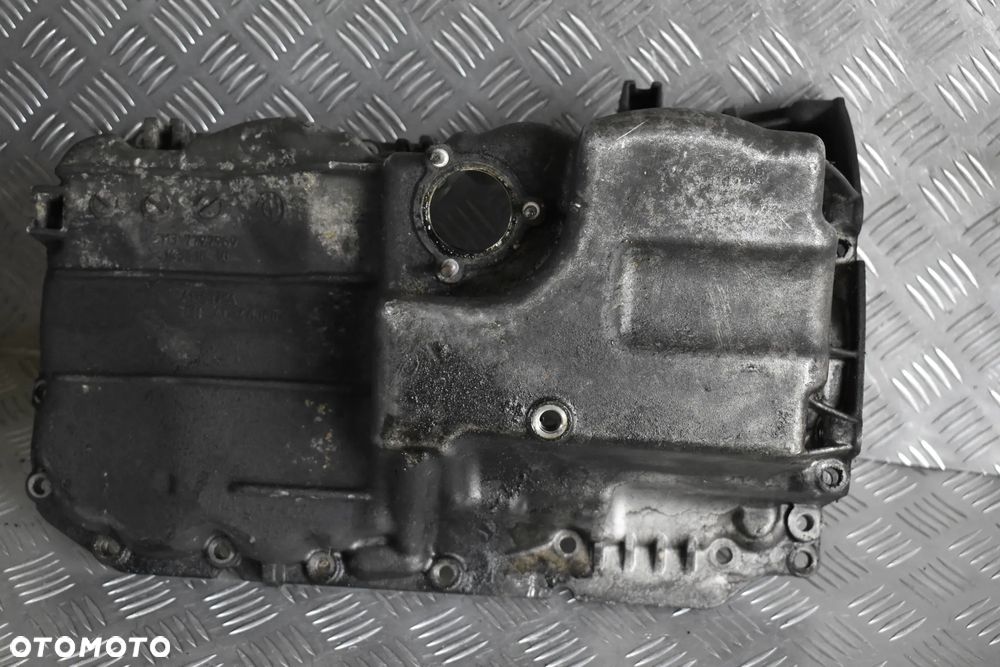 Miska misa olejowa oleju bmw n47b20b - 3