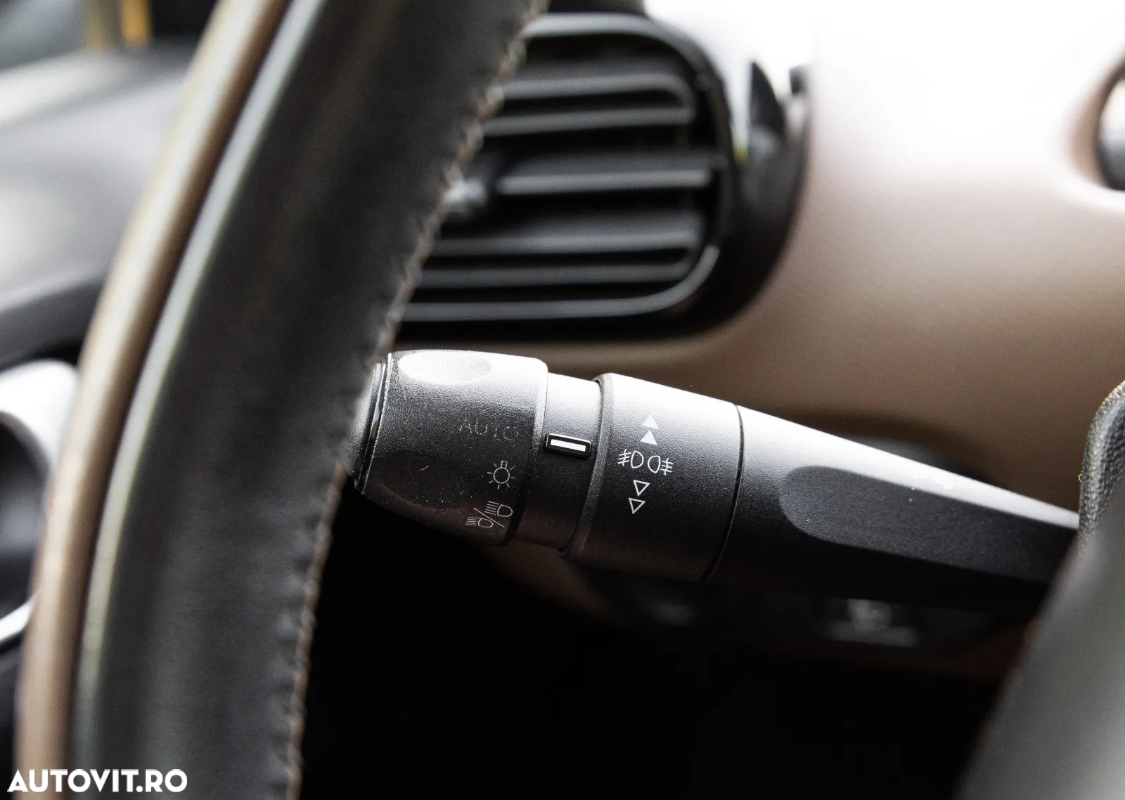 Citroën C4 Cactus BlueHDi 100 Stop&Start Selection - 23