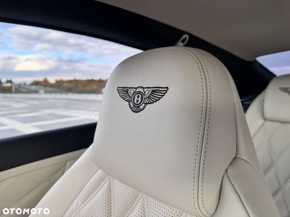Bentley Continental GT W12 - 26