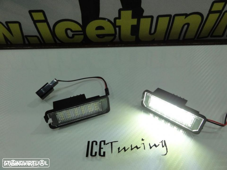 Suporte De Lâmpada De Matricula Com Led Branco Para Audi TT 8N 2-doors 1999-2006, VW EOS, Golf 4, 5, 6, 7, Lupo, Passat 3C, CC, Polo 6N2, 9N,9N3, Beetle, Passat B6, B7, Phaeton, Scirocco, Seat Altea, Exeo, Exeo ST, Ibiza 6J, Leon 1P, Skoda Superb 3T 4-drs Sedan 2008, Porsche Carrera GT, 911 Carrera 996, 997, GT2, GT3, Boxster 987, Cayene 9PA, Cayman 987C. - 19