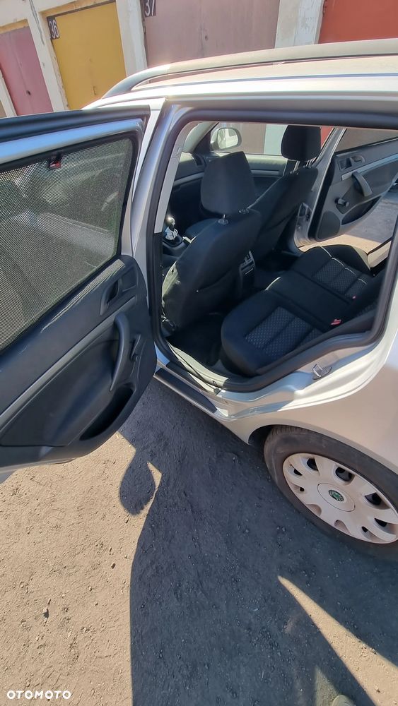 Skoda Octavia 1.6 Mint - 20