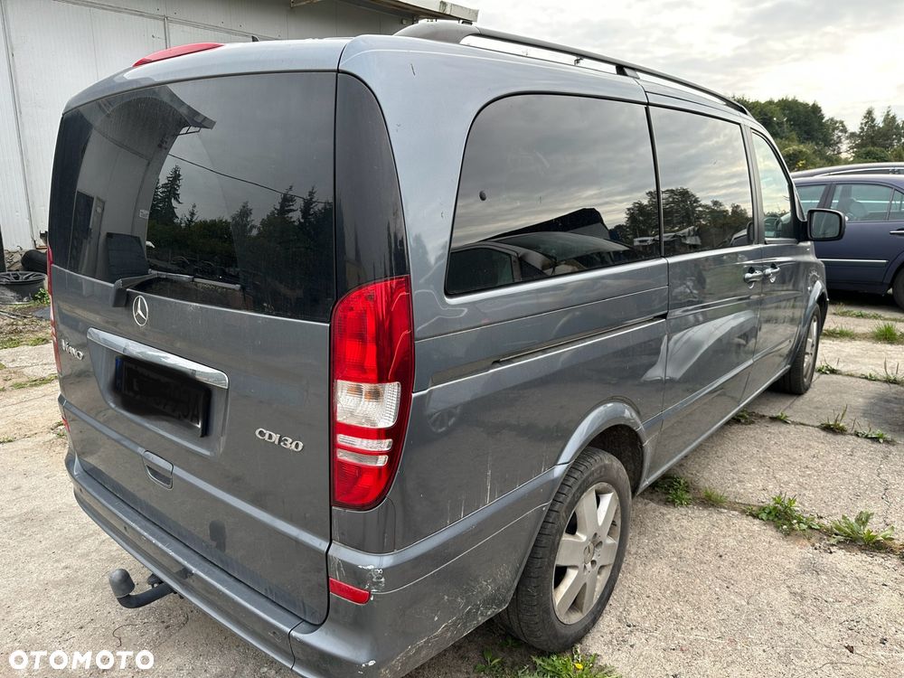 Mercedes viano 3,0 cdi średni long 2011r lift  karoseria  dokumenty - 2
