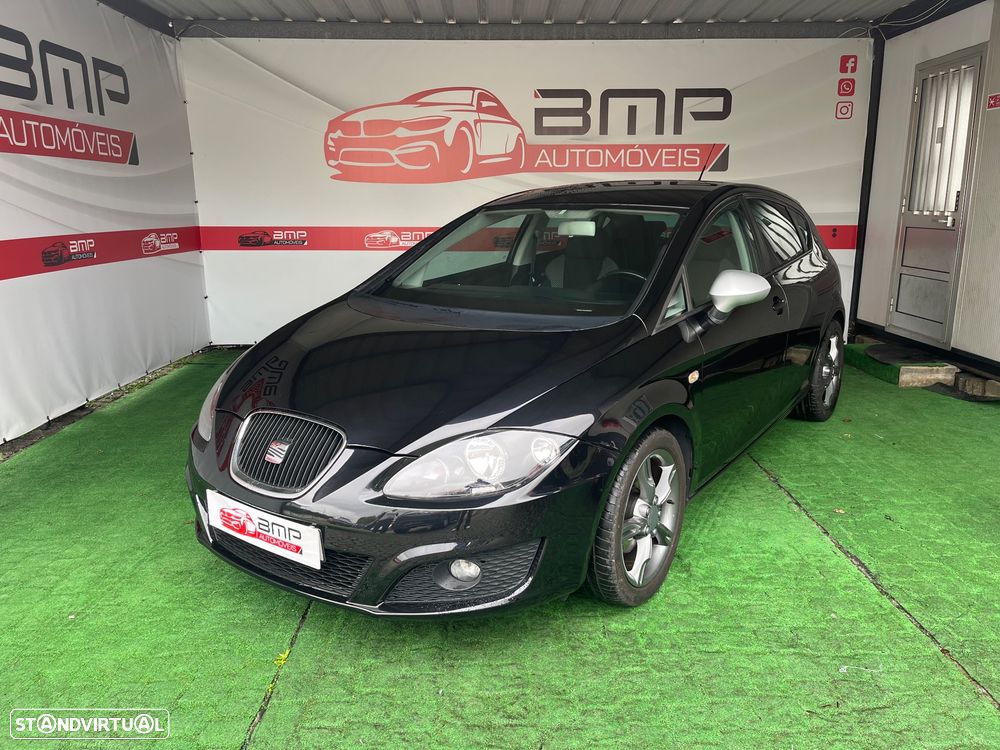 SEAT Leon 1.6 TDI DPF Ecomotive Sport - 1