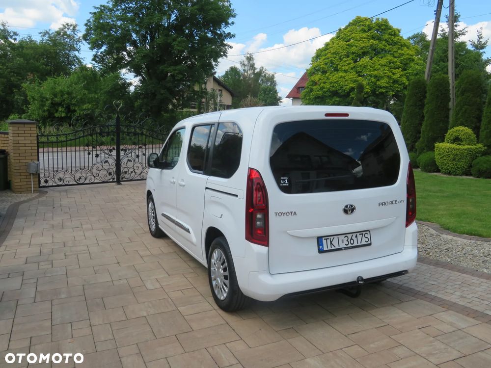 Toyota Proace City Verso 1.5 D-4D Business - 4