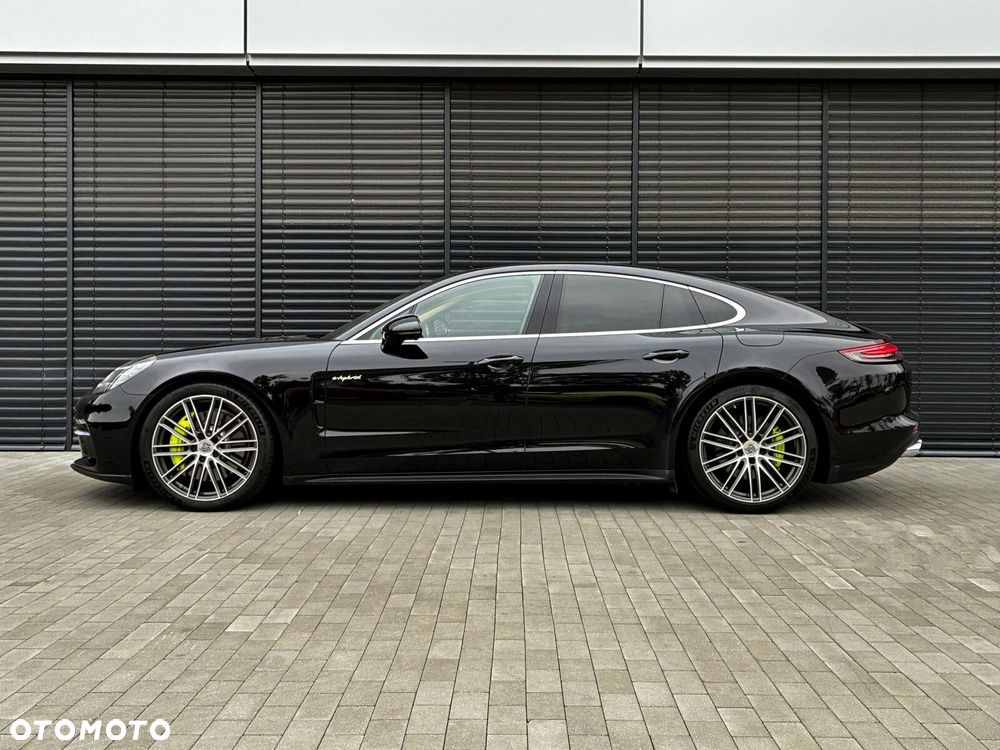 Porsche Panamera - 3
