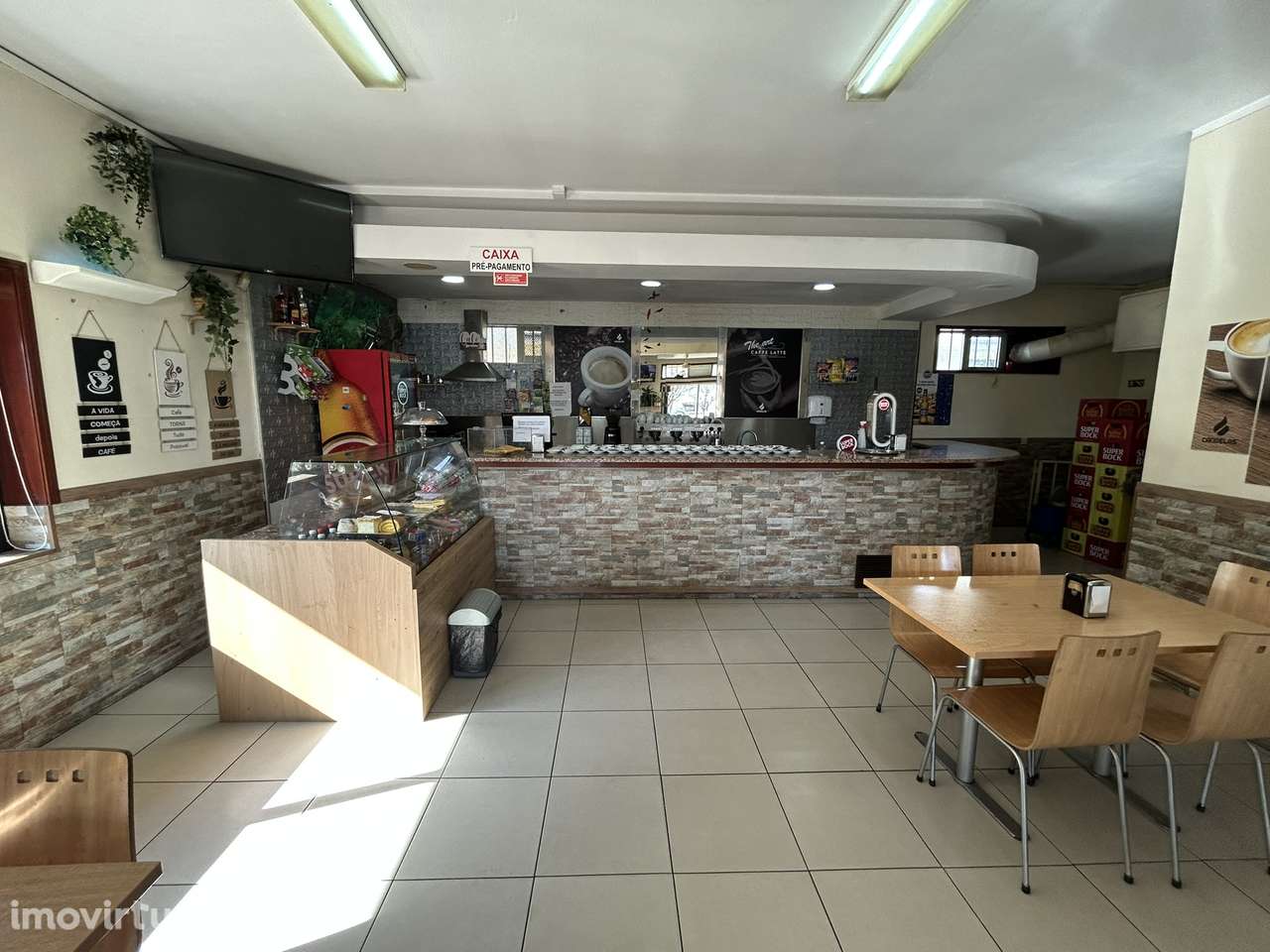 Café totalmente equipado para trespasse – Excelente oportunidade - Grande imagem: 5/8