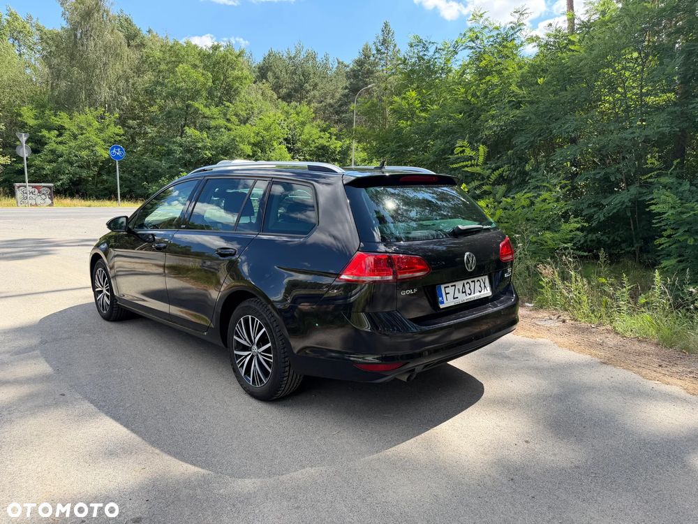 Volkswagen Golf 1.6 TDI BlueMotion Technology DSG Allstar - 3