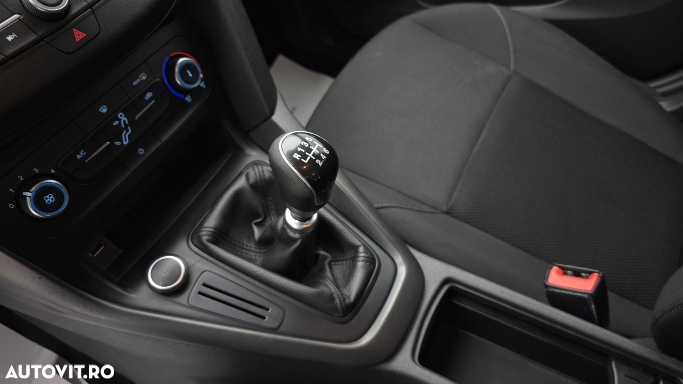 Ford Focus 1.5 EcoBlue Trend - 17