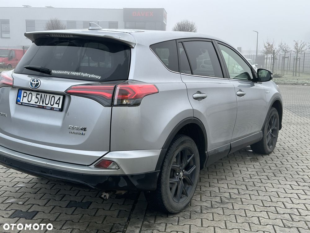 Toyota RAV4 - 9