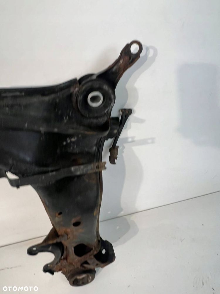 8E0 399 313 BN Rama pomocnicza przednia Audi A4 S4 B7 8E 8H 2007 - 13