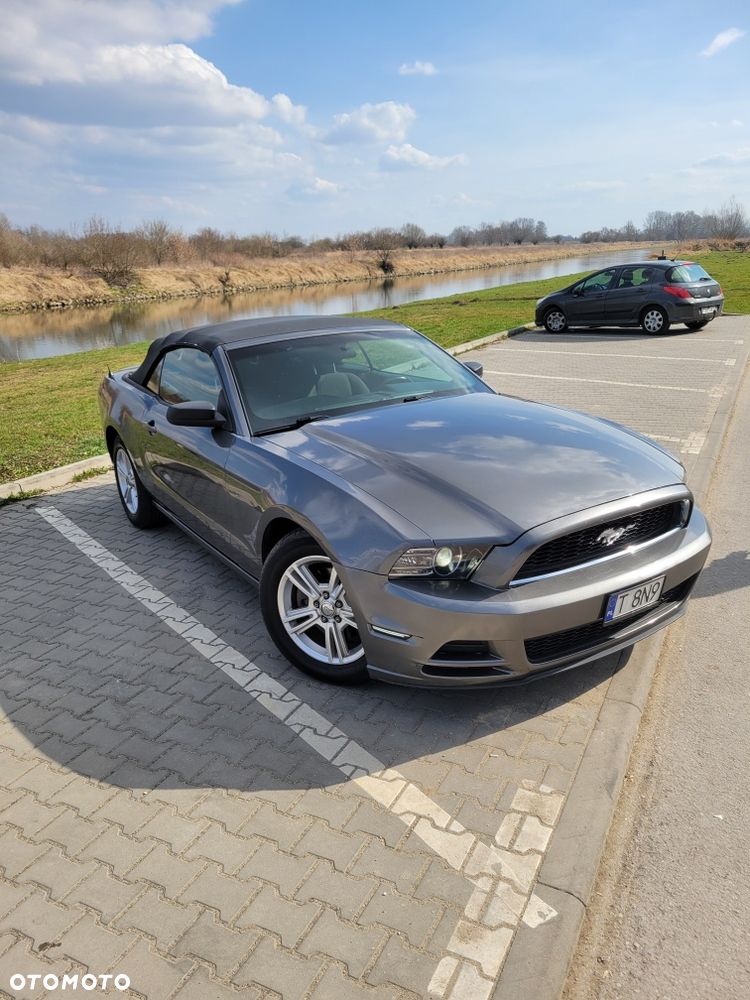 Ford Mustang - 6