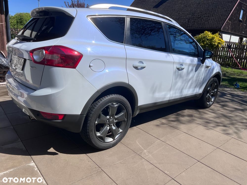 Ford Kuga - 4