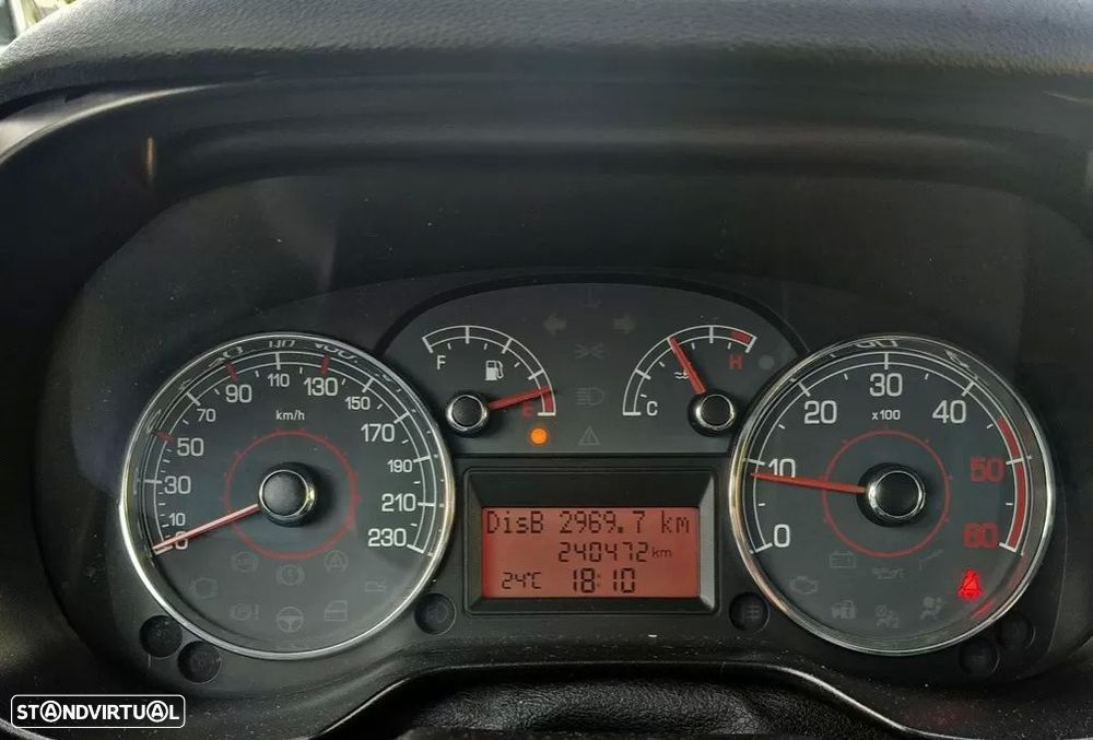 Fiat Grande Punto 1.3 M-Jet Sport - 4