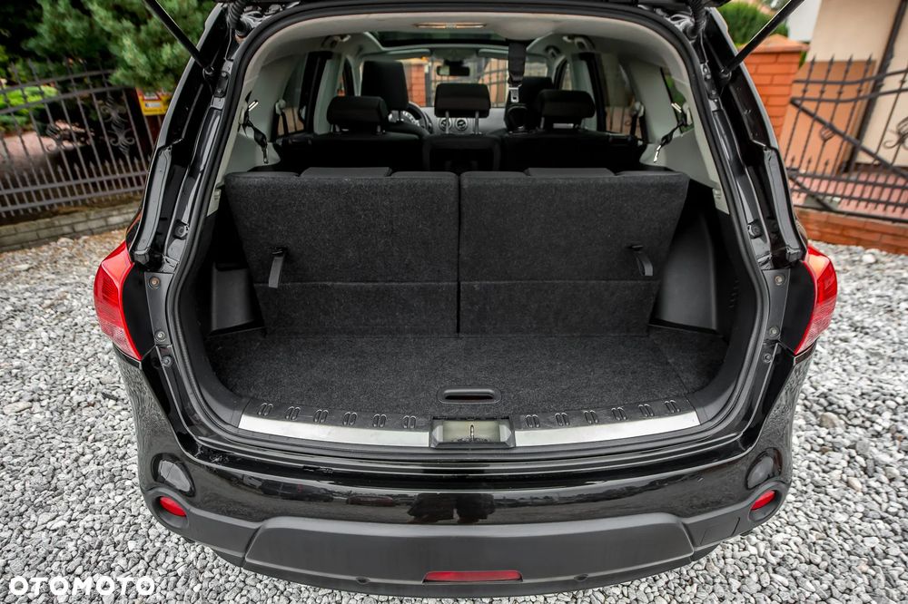 Nissan Qashqai+2 2.0 4x4 Tekna - 14