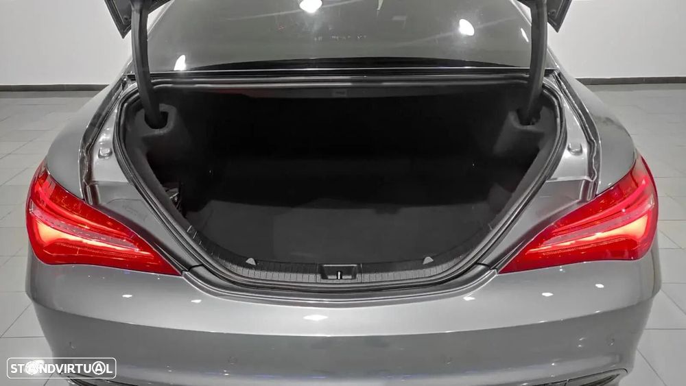 Mercedes-Benz CLA 200 - 20